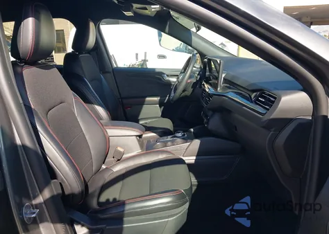 2024 Ford Escape St-Line from USA, damaged, VIN 1FMCU0MN0RUA64872